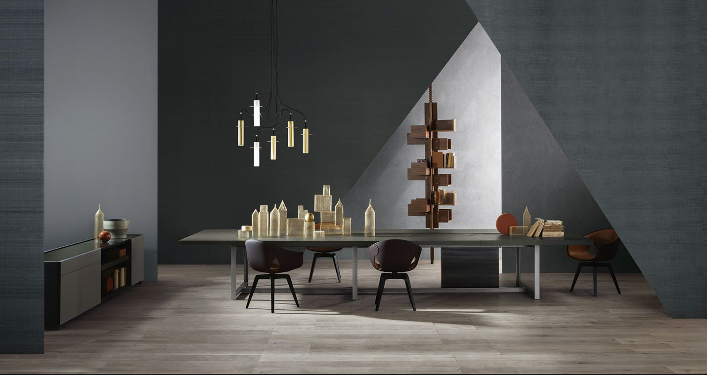 Getting back to table meetings with Jobs Meeting Table by Poltrona Frau Architect and