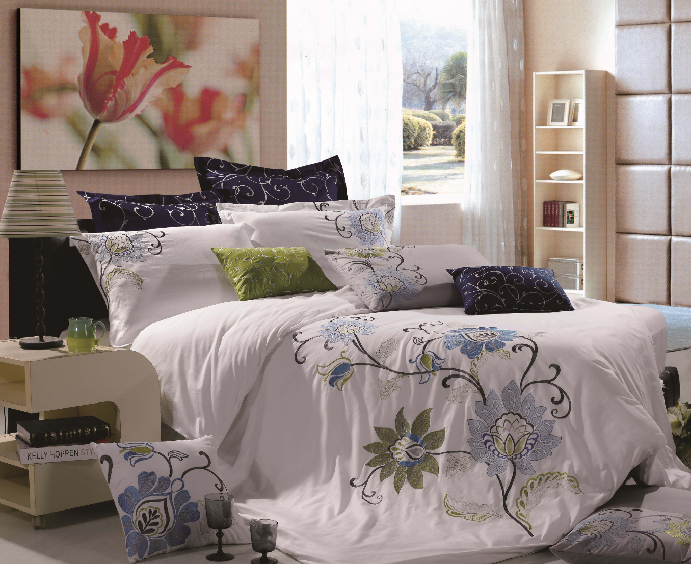 The thread art collection of bed linen brings elegance and class to