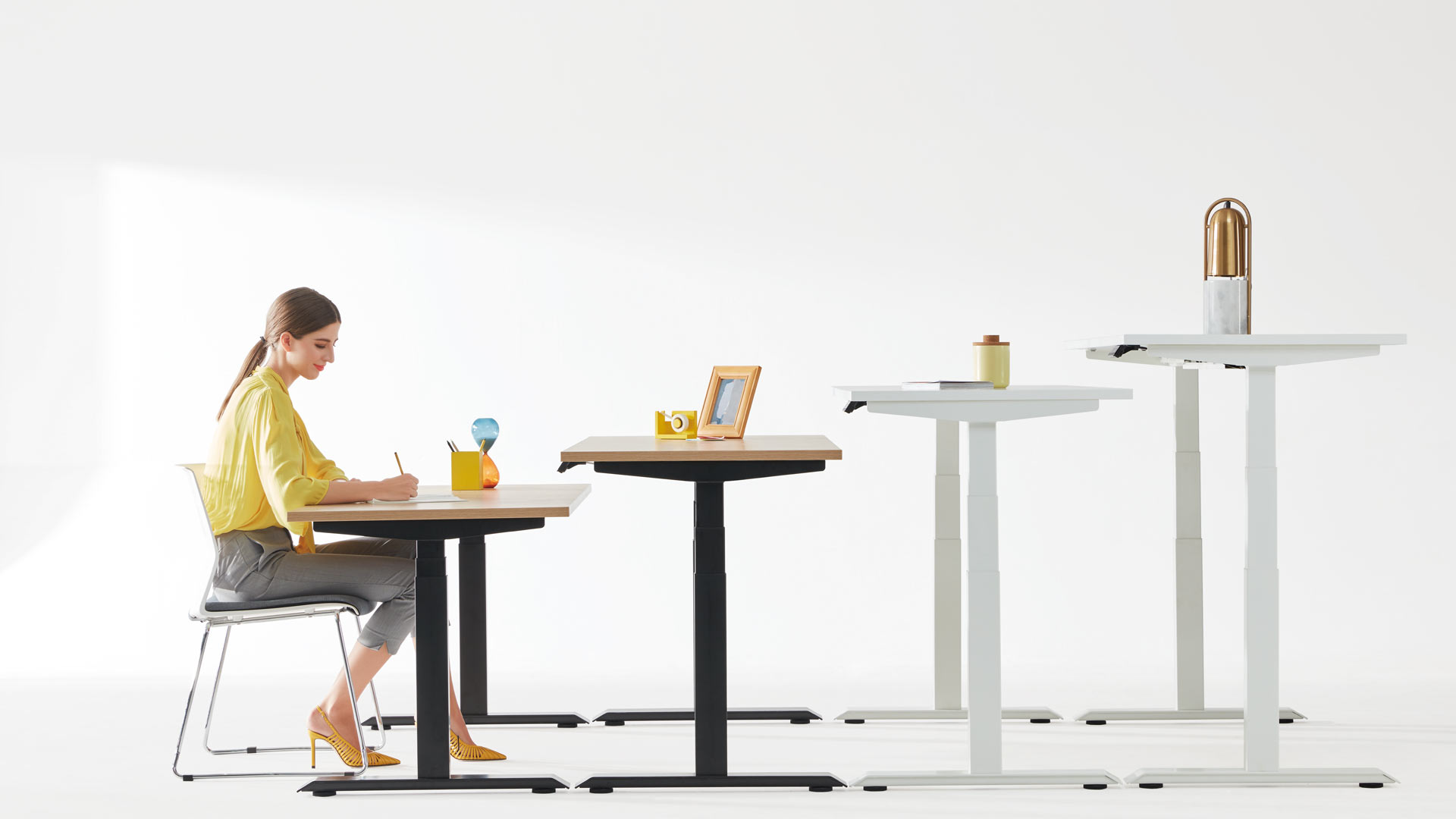 Sunon brings its modern office furniture to India Architect and