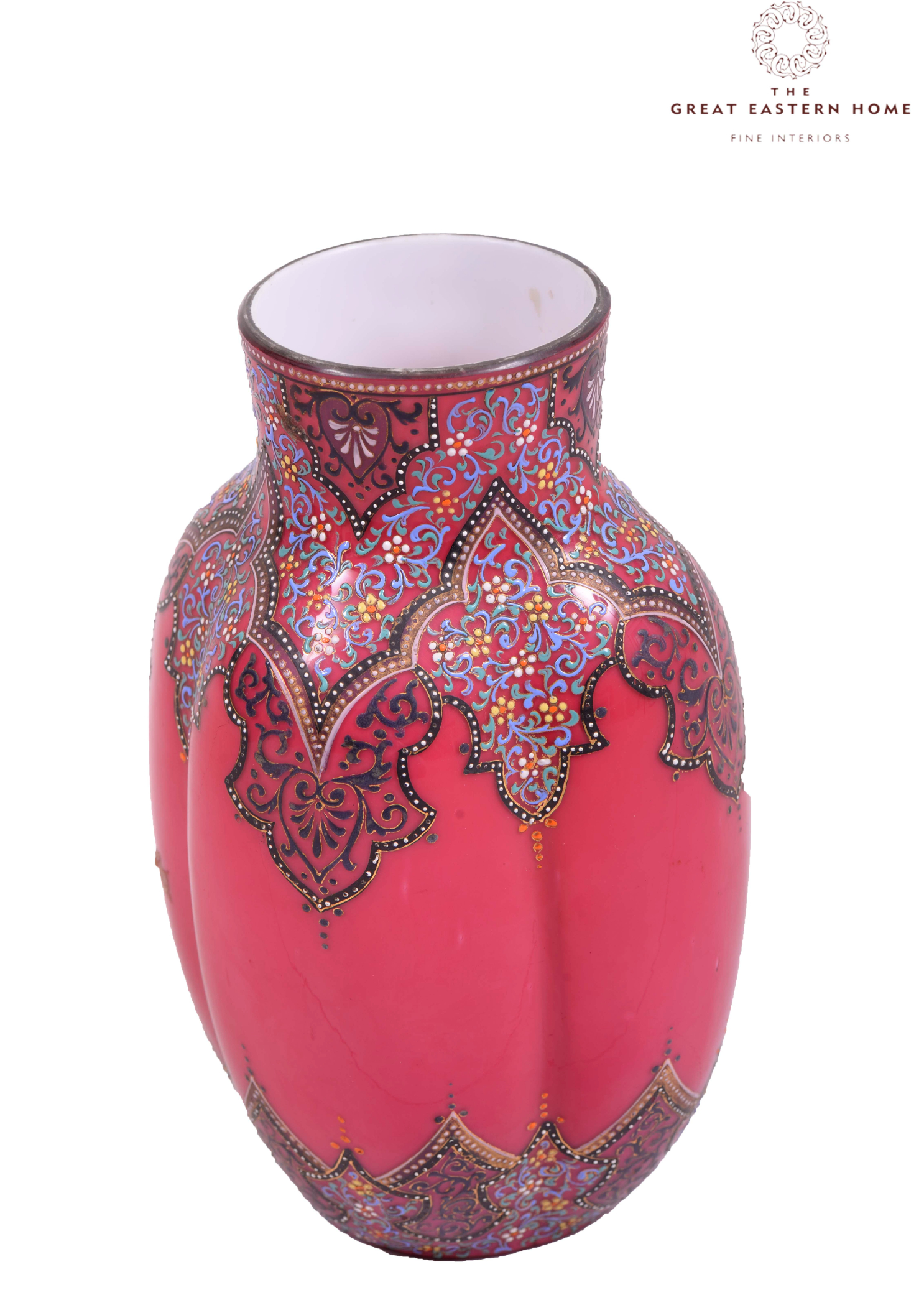 Embellish homes with artifacts that create an aura Architect and