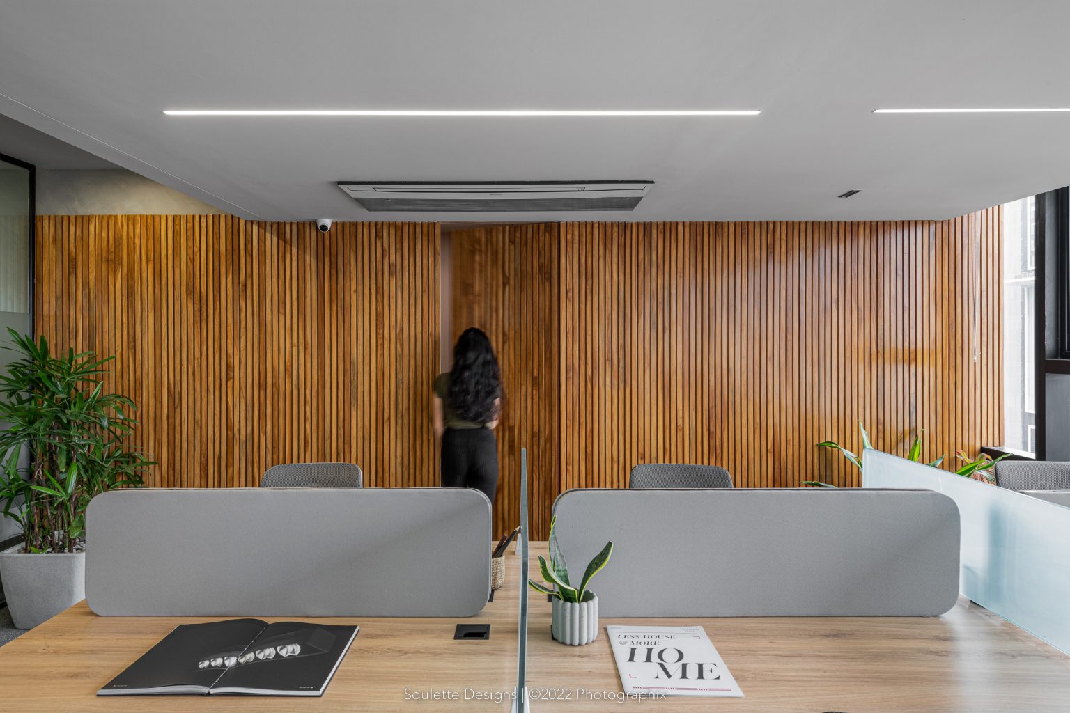 Squelette Design This Ahmedabad office by Squelette Design is an intelligently crafted ...
