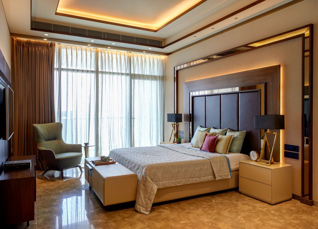 Contemporary Mumbai bedroom interior