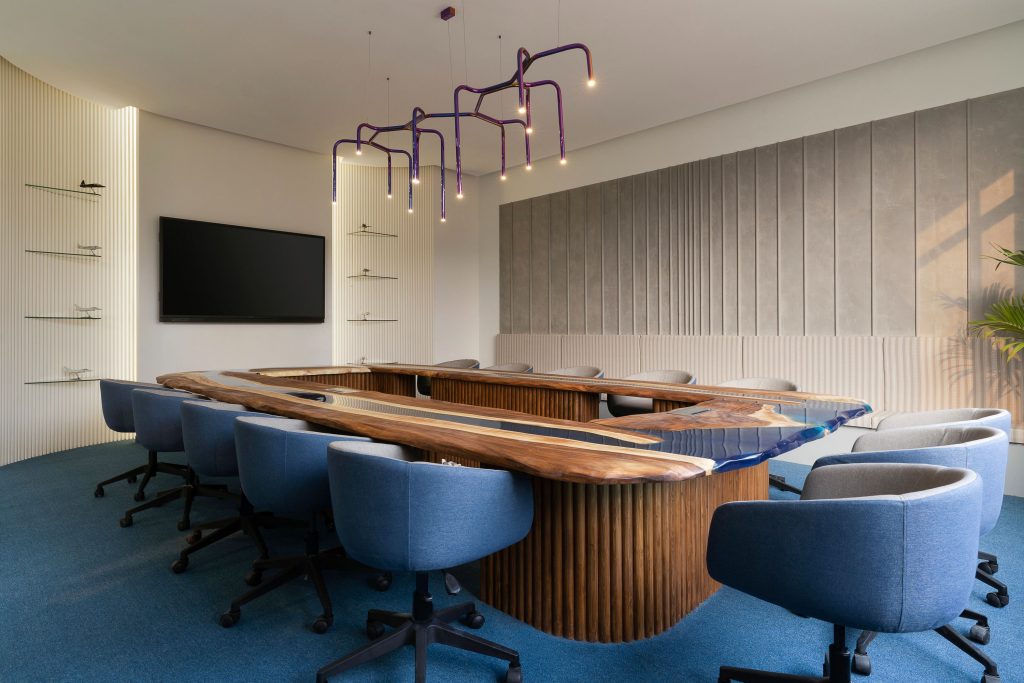 Have fun with functional design at Chennai's fluid workspace ...