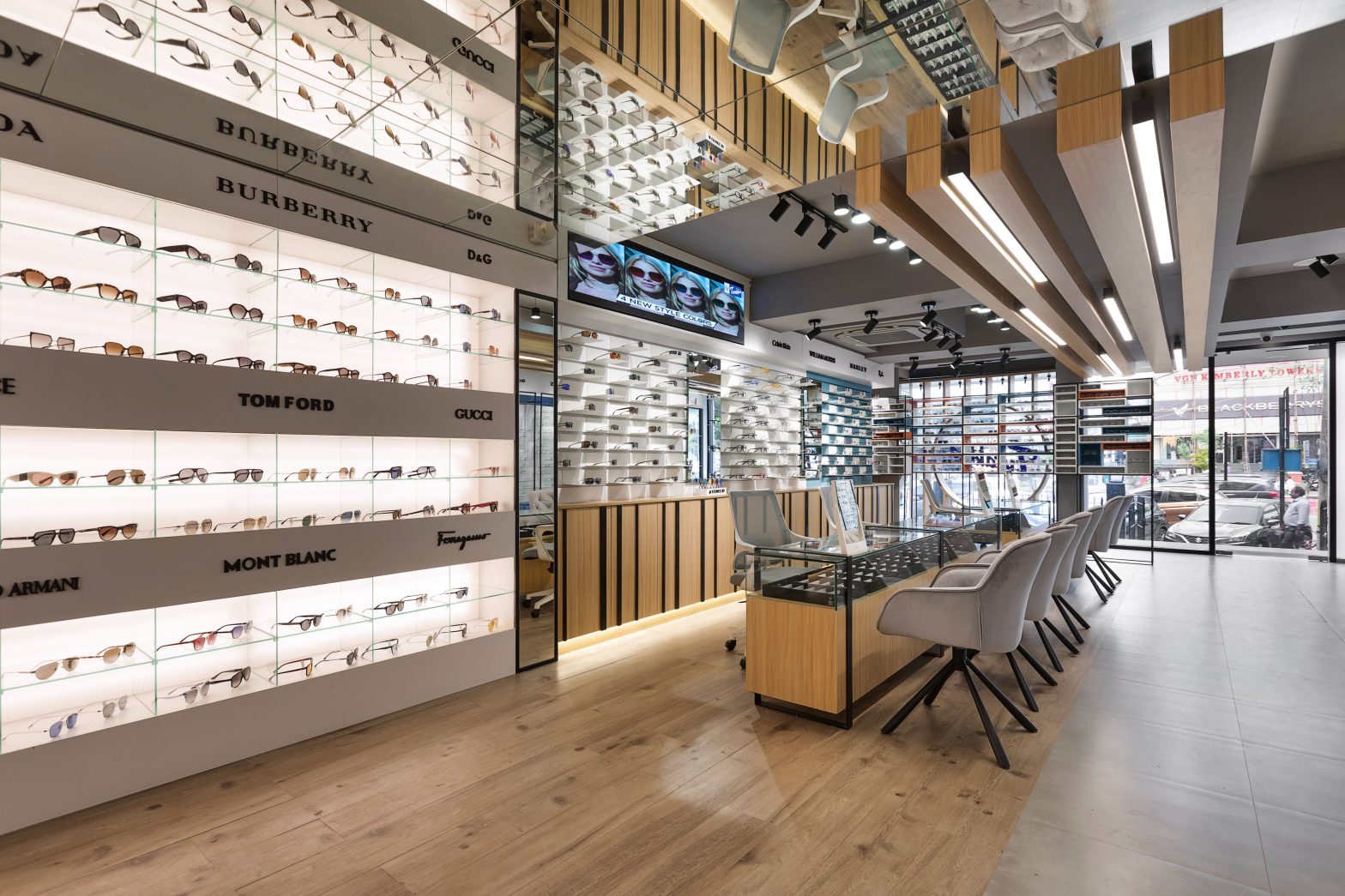 Hide and seek illusions inside Chennai’s eyewear store Architect and