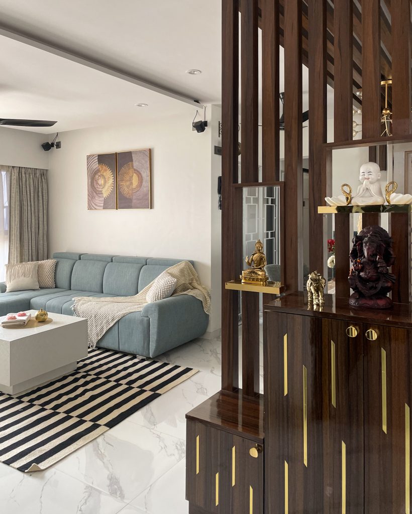 Gold Raftors Welcome the warm side of white at Mumbai's compact home - Architect and ...