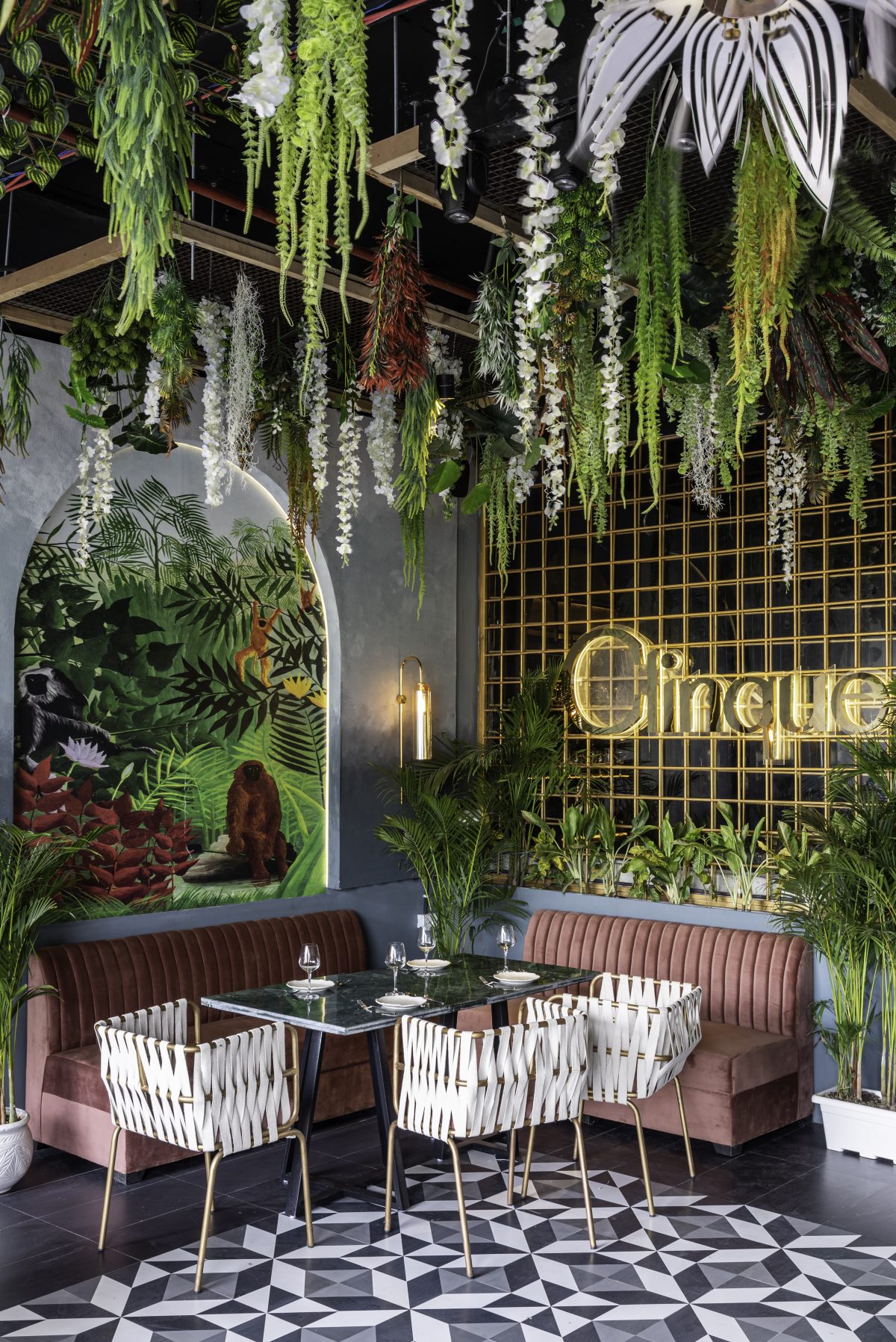 Set foot on a safari surprise served at this Noida restaurant