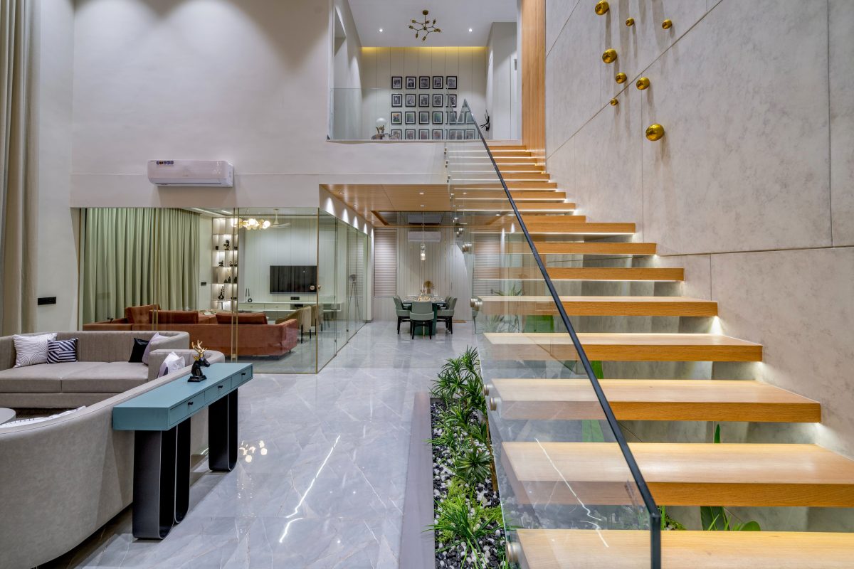 Ascend To The Epitome Of Luxury At This Modern Gujarat Villa luxury-house-for-sale-in-srinagar-realestatekashmir-sheikh-asif