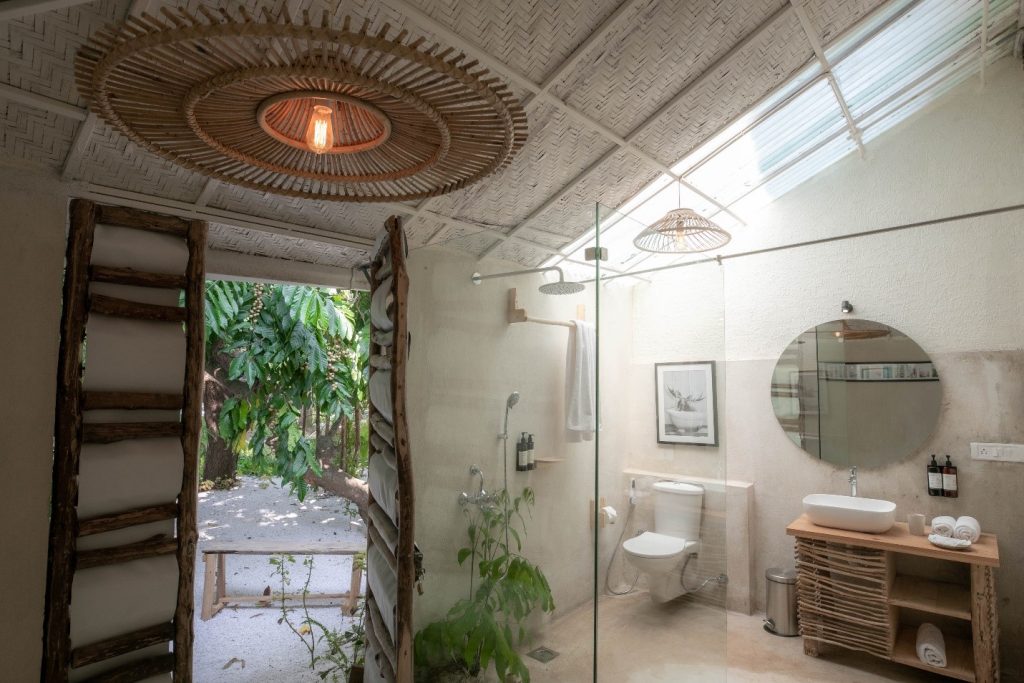 Photo inspiration: Fresh Look at 5 Eco Friendly Homes Cottages Built With Locally Sourced Materials