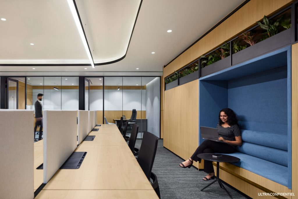 Commit to the curves of this collaborative New Delhi office - Architect ...