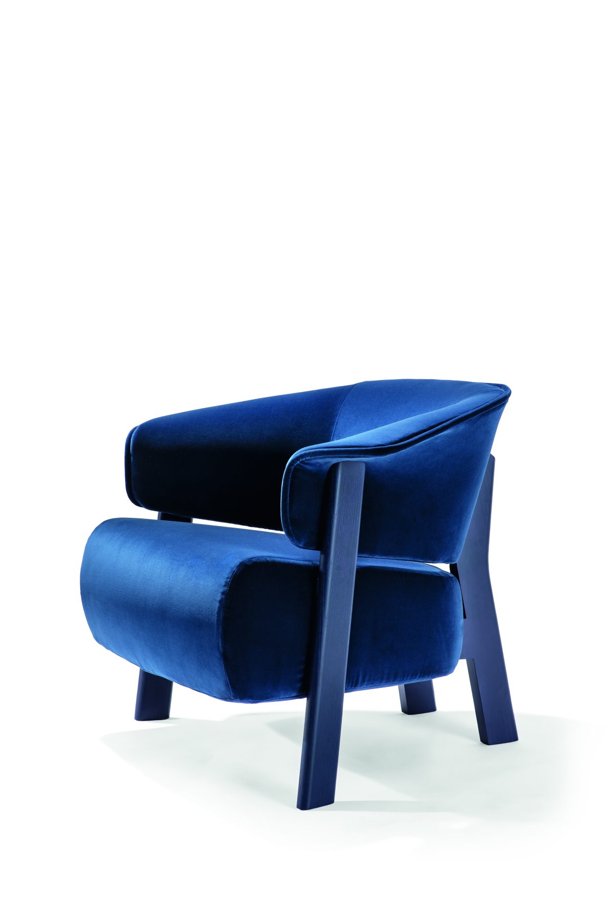 5 Luxurious Armchairs to Elevate Your Bedroom's Comfort