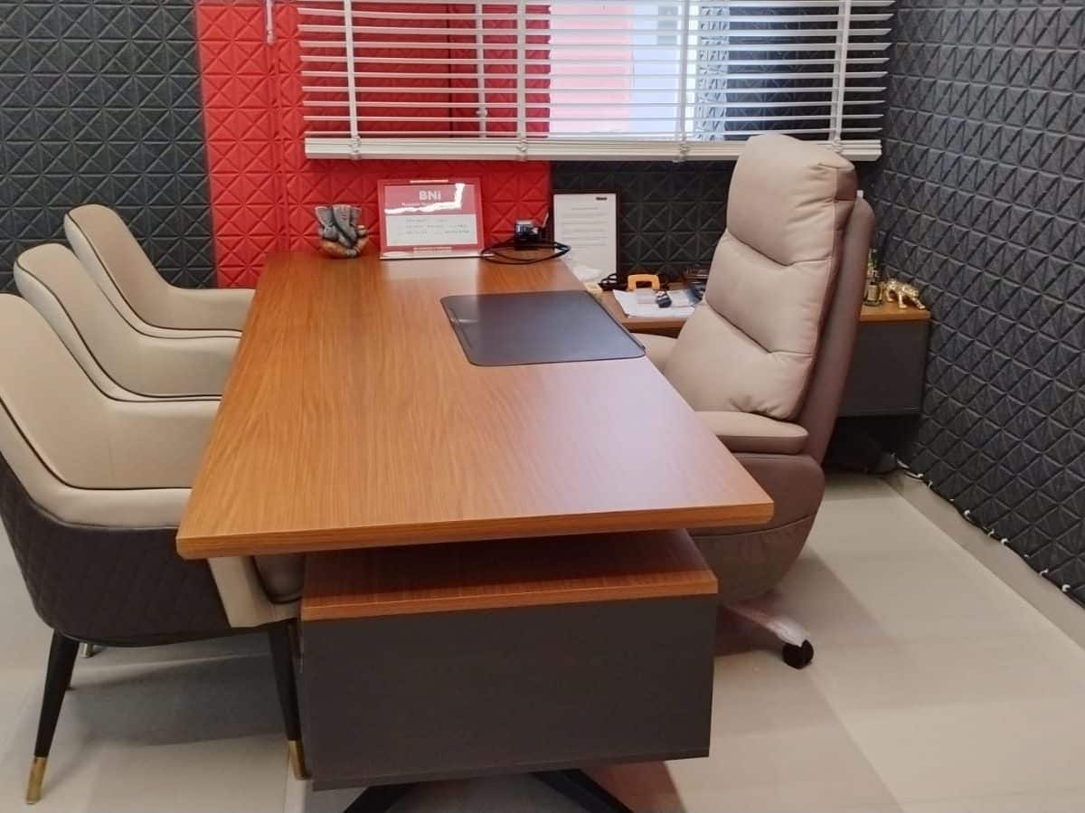 Sit back, relax, and get productive from the comfort of this cozy