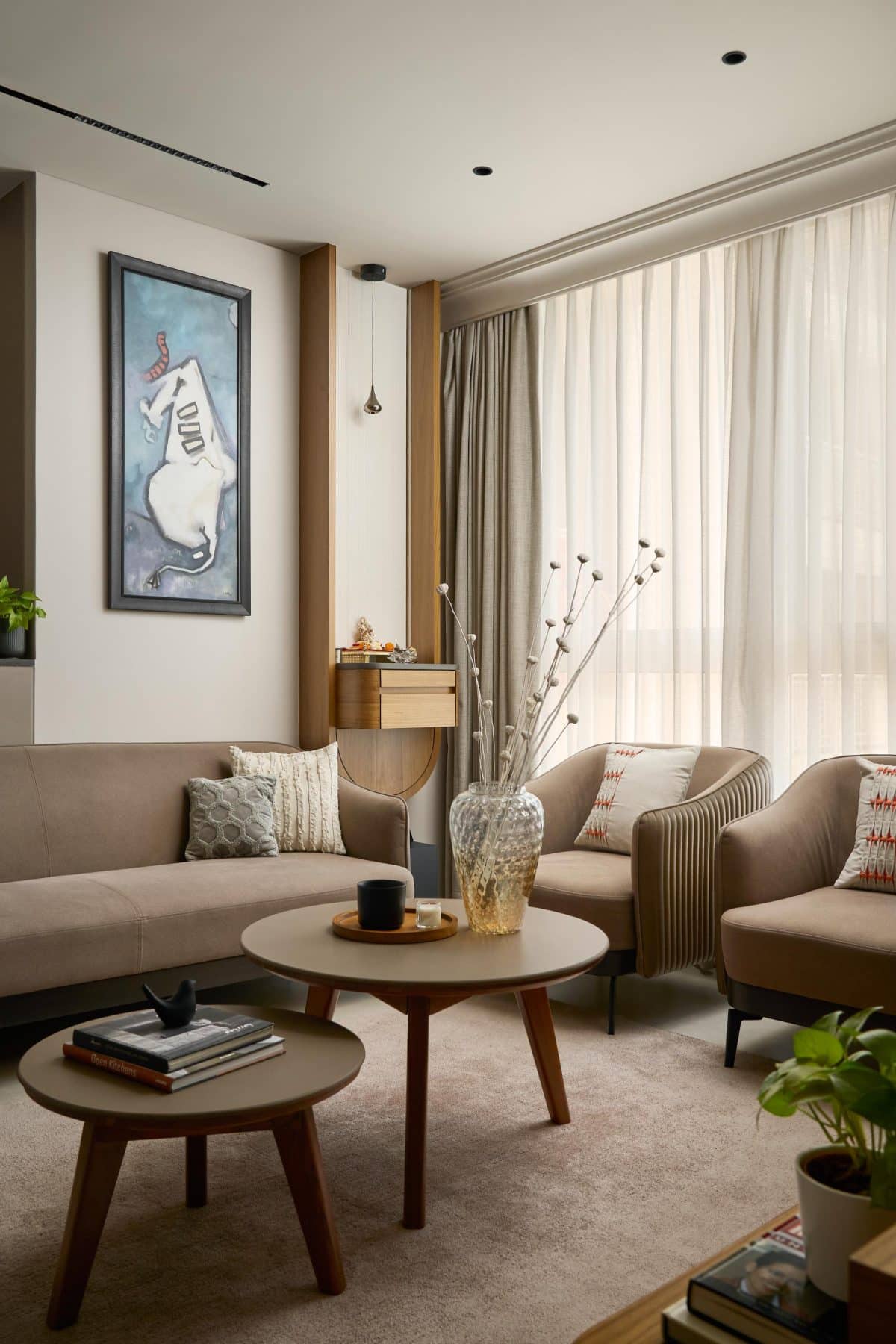 Step inside this designer duo's 650 sq ft Thane residence that evolves ...